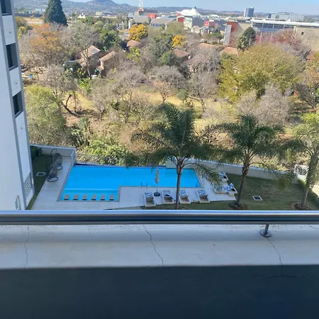 Luxurious 2 Bedroom @ The Regency Hotel Pretoria Exterior photo